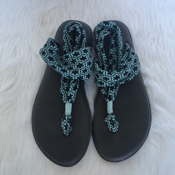 Sanuk Shoes - Sanuk Yoga Sling Sandals / Size 7